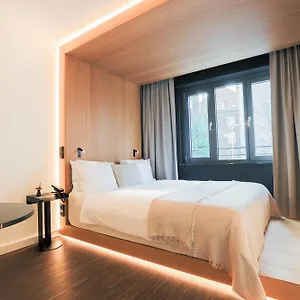**** Hotel Bob W Muenchner Freiheit Germany